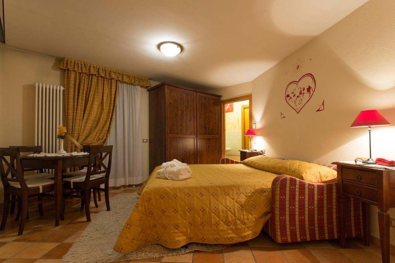 Apartments Suites Lac Bleu Breuil-Cervinia Esterno foto