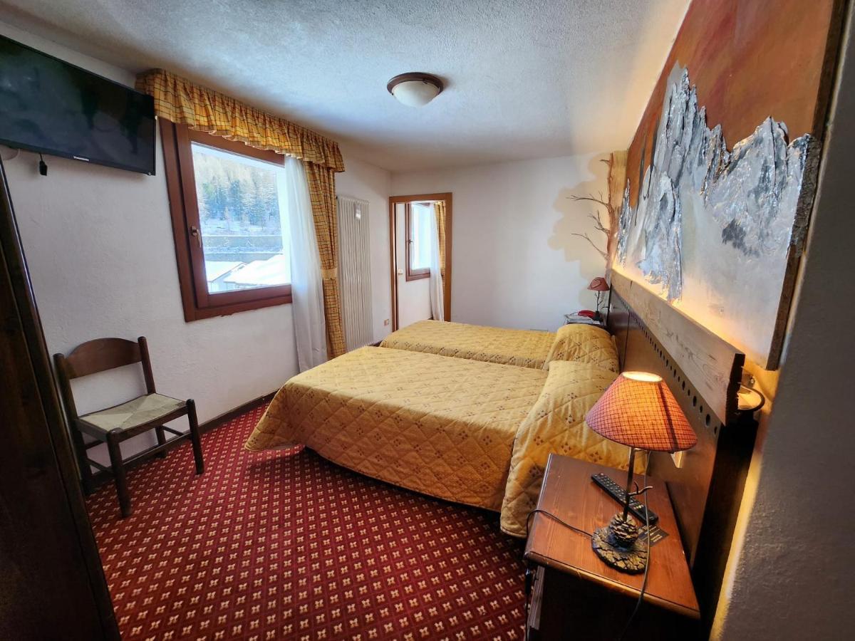 Apartments Suites Lac Bleu Breuil-Cervinia Esterno foto