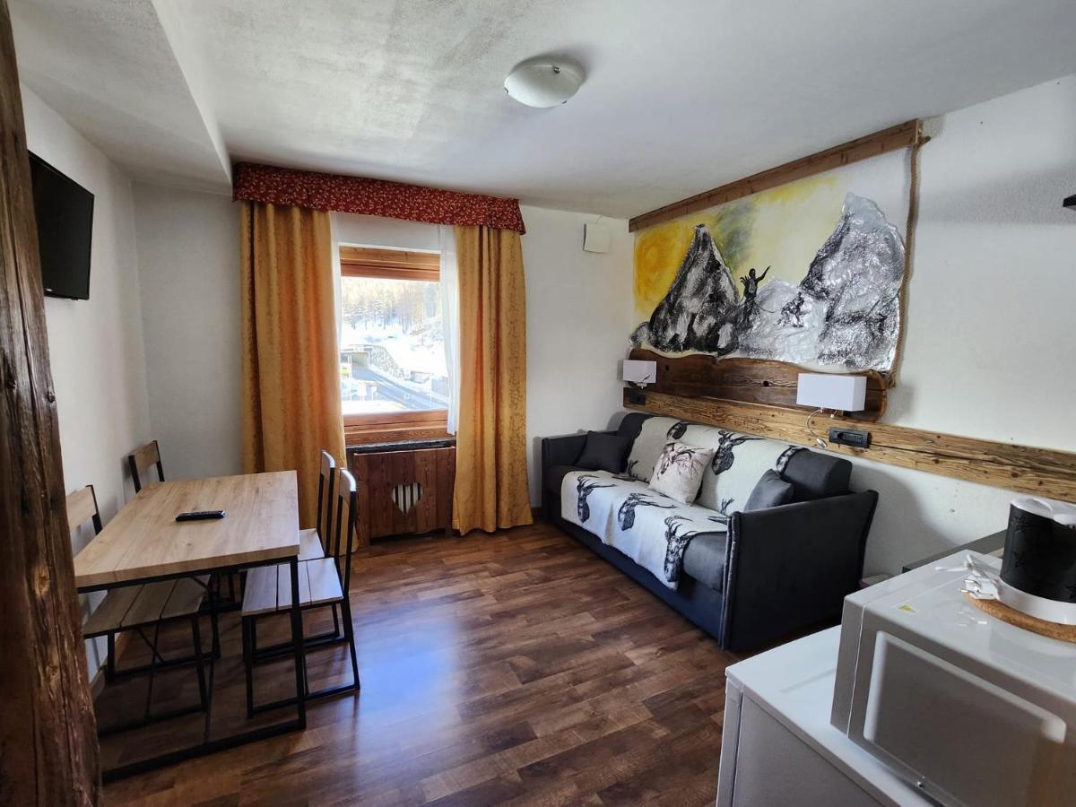Apartments Suites Lac Bleu Breuil-Cervinia Esterno foto